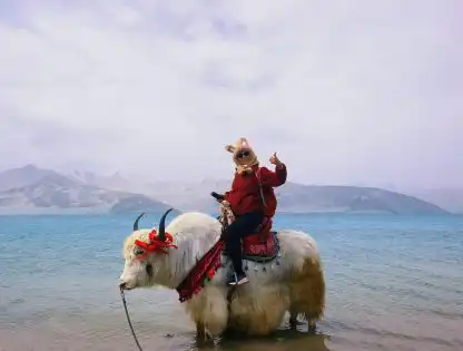 卡拉库里湖